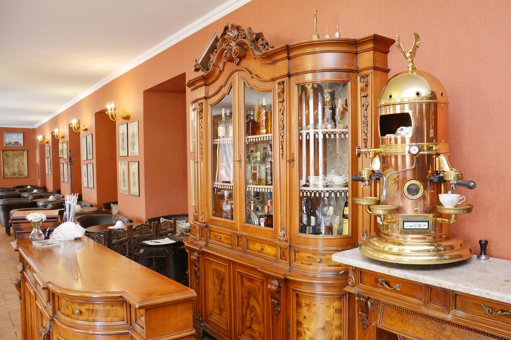 Komoda Club Residence Калиш Экстерьер фото