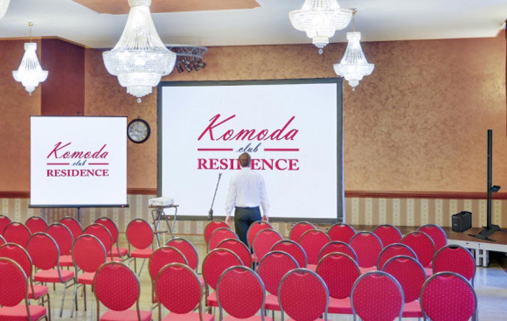 Komoda Club Residence Калиш Экстерьер фото