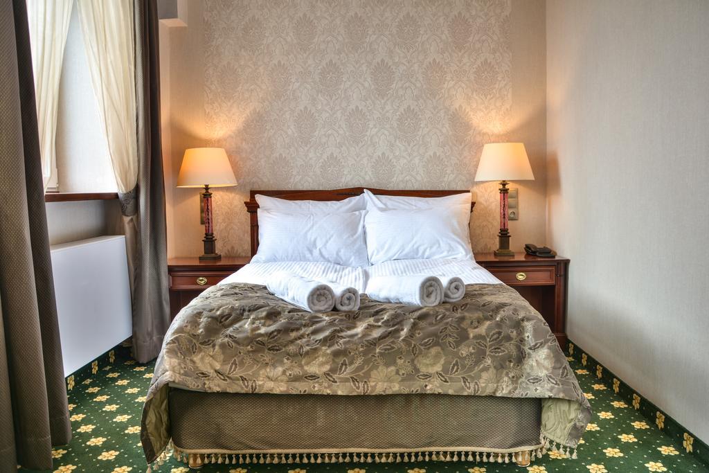 Komoda Club Residence Калиш Номер фото