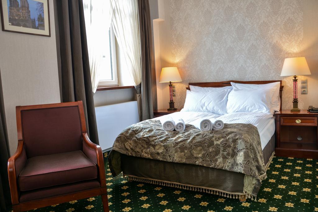 Komoda Club Residence Калиш Номер фото
